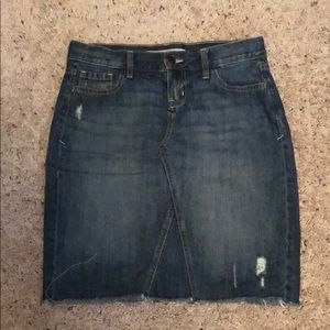 Old navy distressed jean skirt